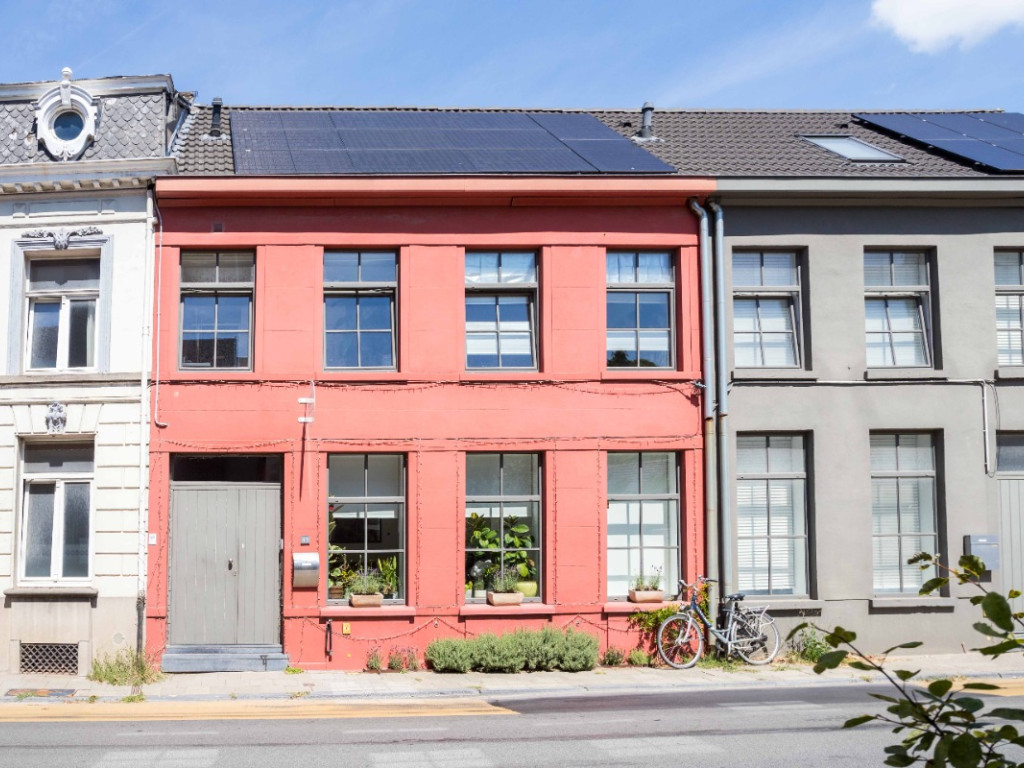 Leupegemstraat - 43 - - 9700