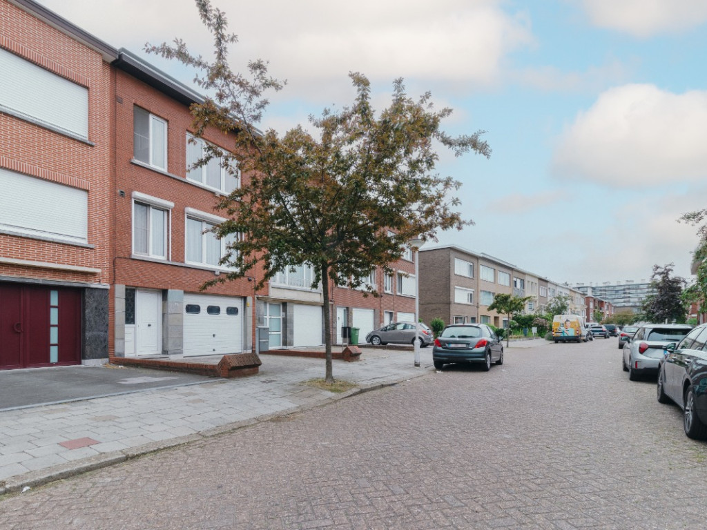 Paasbloemstraat - 79 - - 2170