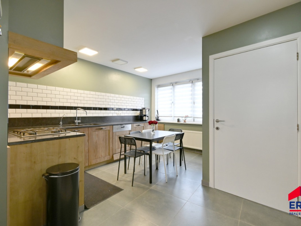 Oostveldstraat - 48 - - 9900