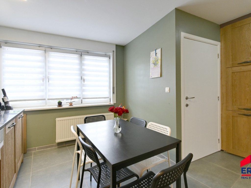 Oostveldstraat - 48 - - 9900