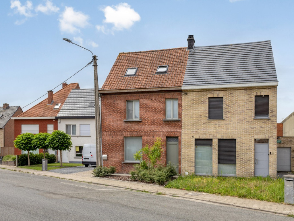 Loverstraat - 29 - - 8710