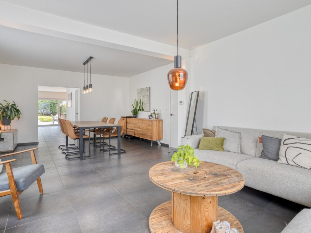 Loverstraat - 29 - - 8710