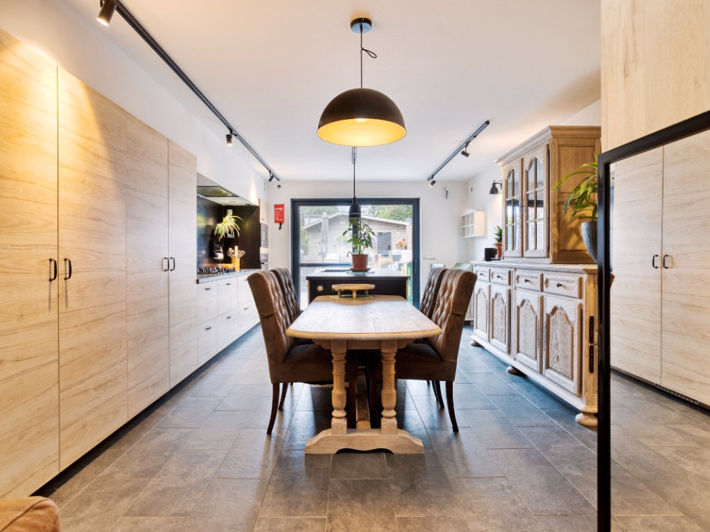 Centrumstraat - 32 - - 9870