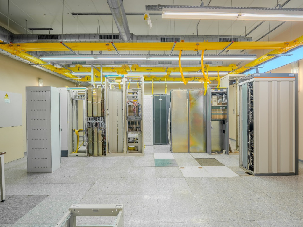 Rue de la Paix - 19 - - 4630