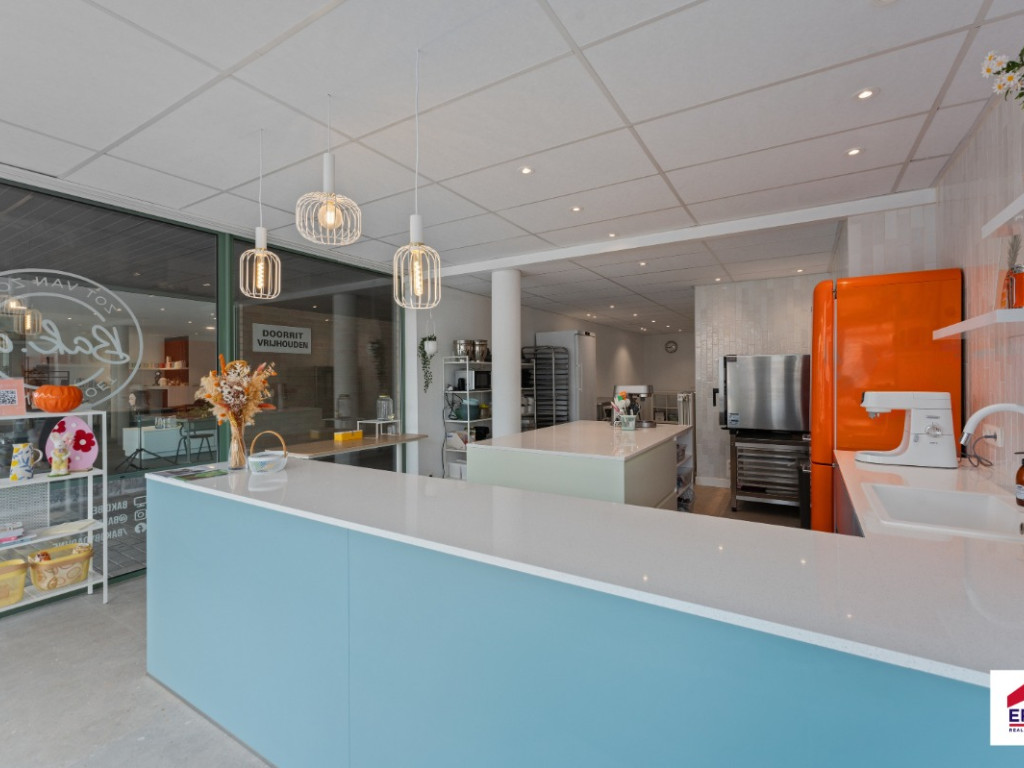 Veldstraat - 37 - - 9910