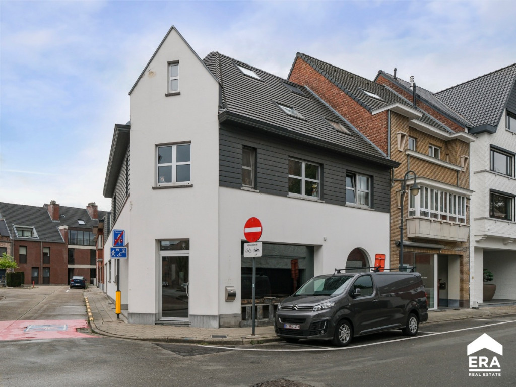 Varkensmarkt - 22 - - 3590