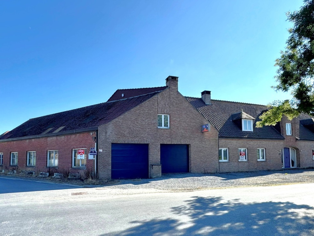 Manestraat - 42 - - 8870