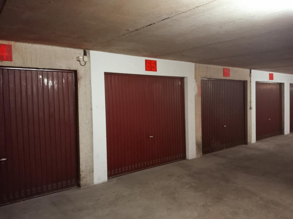 A. Ruzettelaan - 183 - Garage 65 - 8370