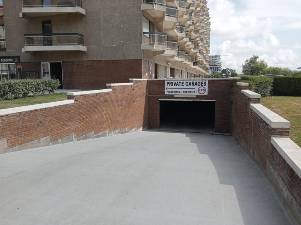 A. Ruzettelaan - 183 - Garage 65 - 8370