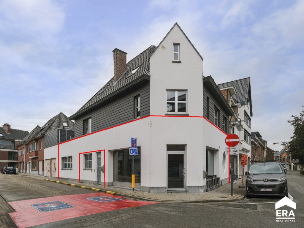 Varkensmarkt - 22 - - 3590
