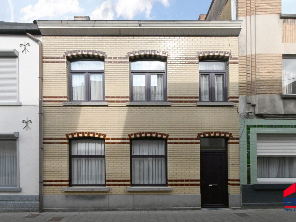Patersstraat - 6 - - 9900
