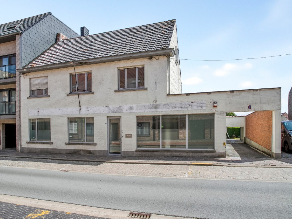 Kerkstraat - 37 - - 8650