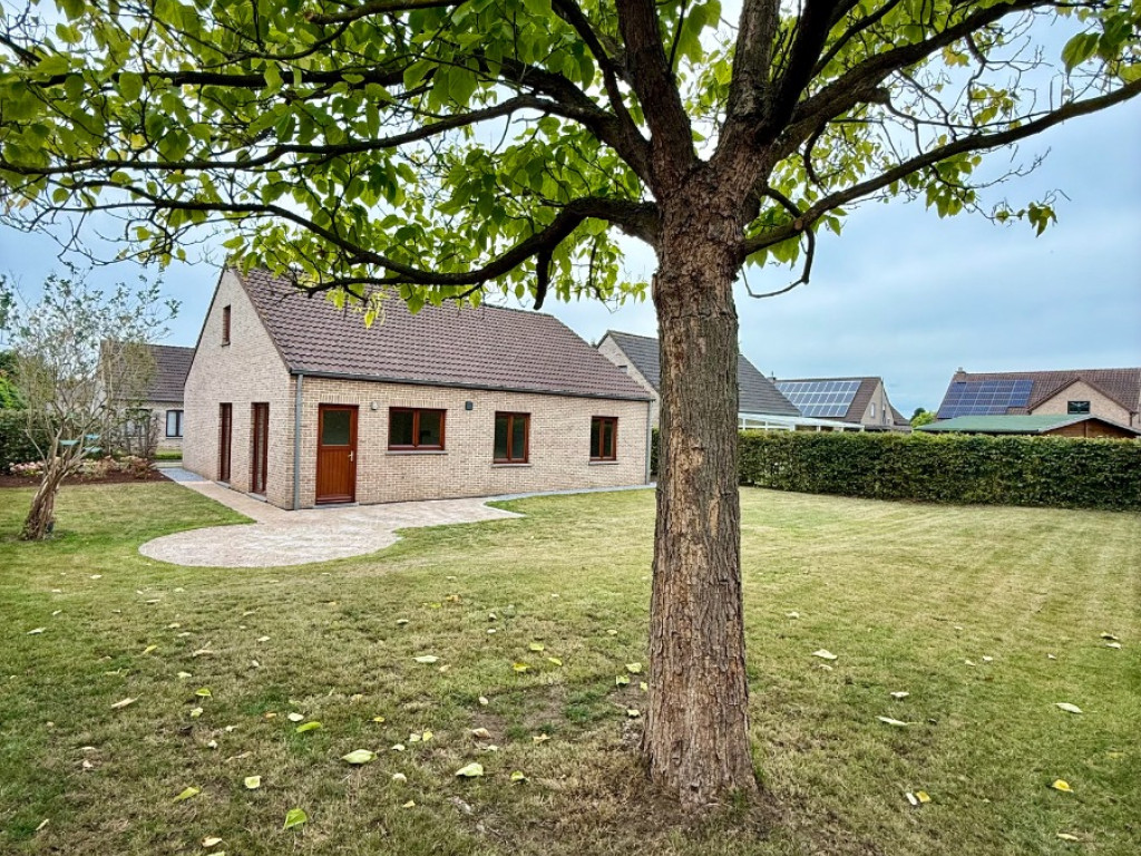 Drie Lindekenserf - 15 - - 3290