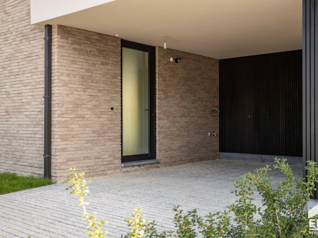 Europastraat - 24 - - 9310