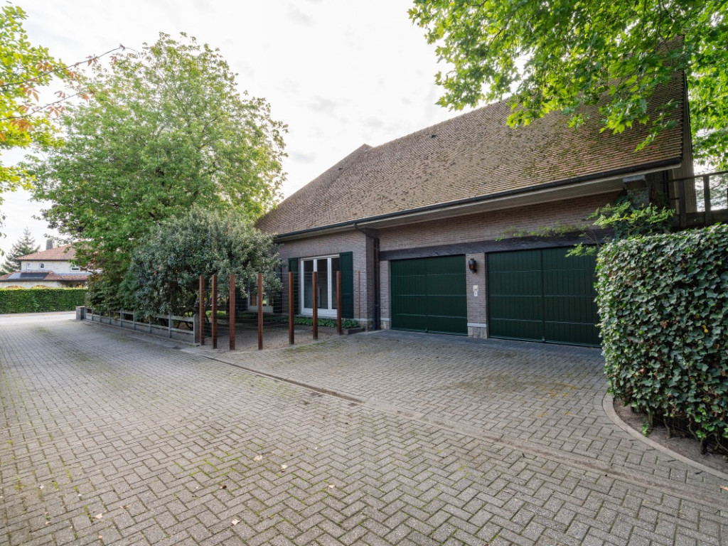 lokerenbaan - 235 - - 9240