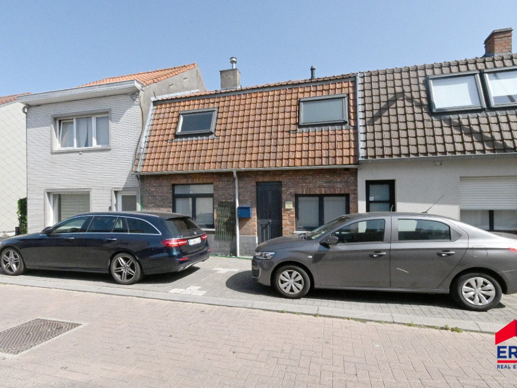 Opeisingstraat - 18 - - 9900