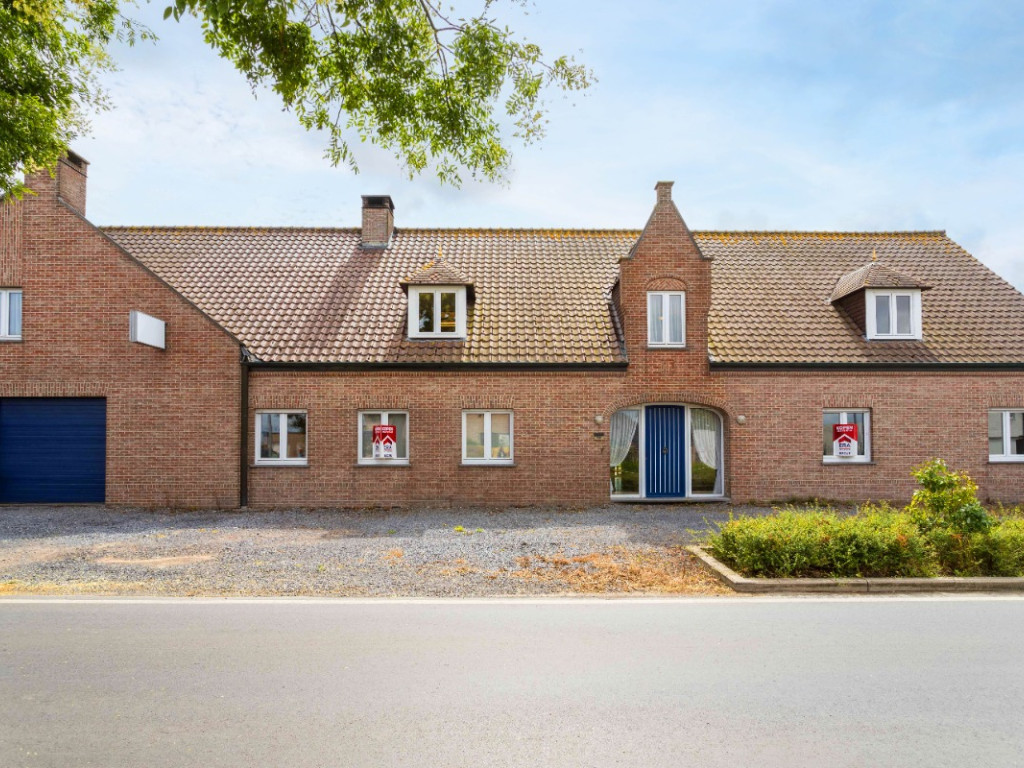 Manestraat - 42 - - 8870