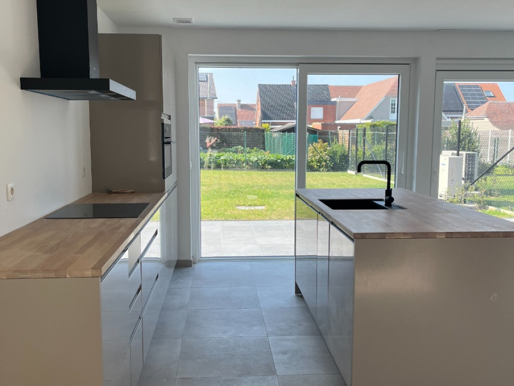 Mirastraat - 1 - - 8570