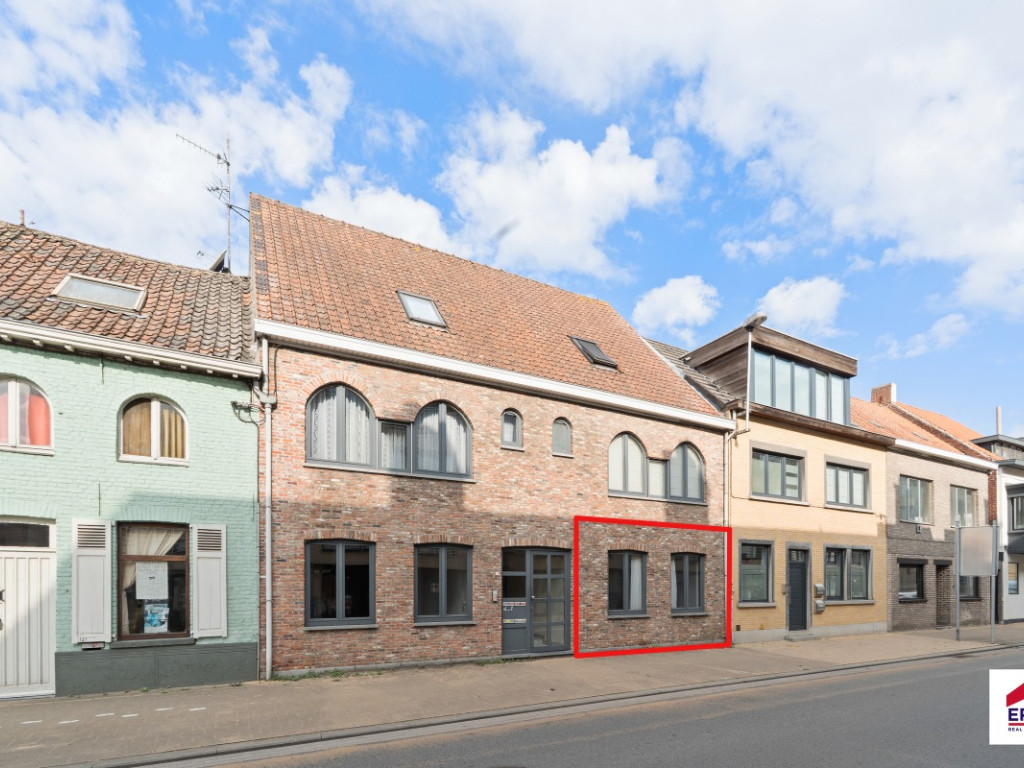 Stationsstraat - 8 - 2 - 8780