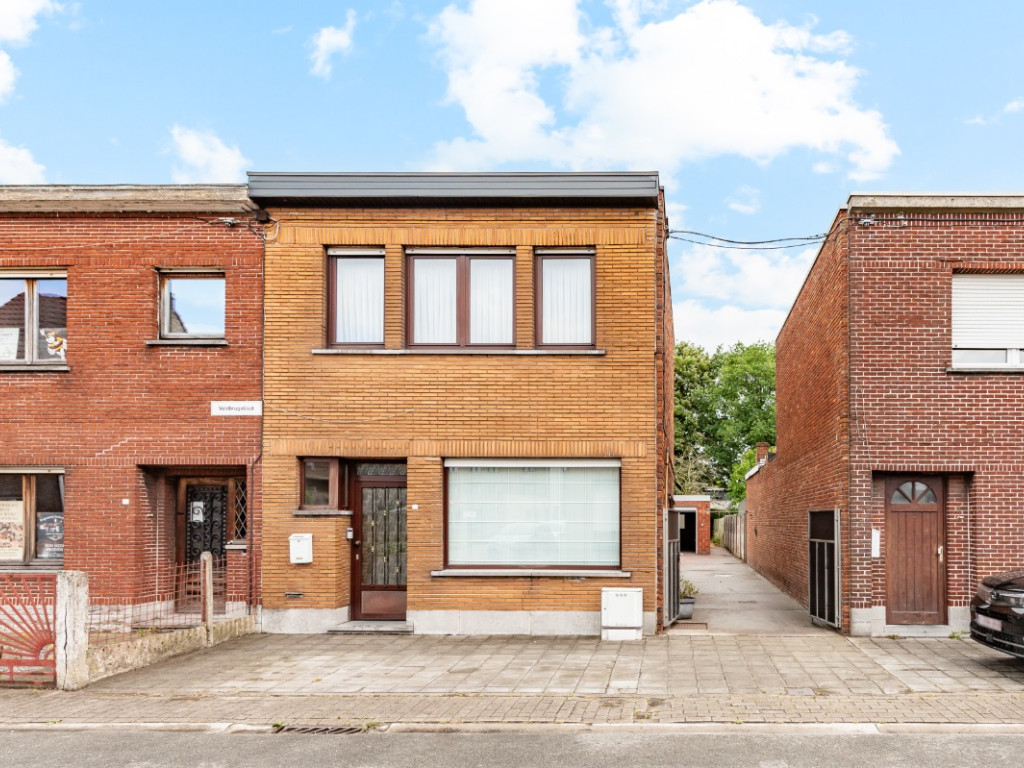 Veldbrugstraat - 39 - - 9060
