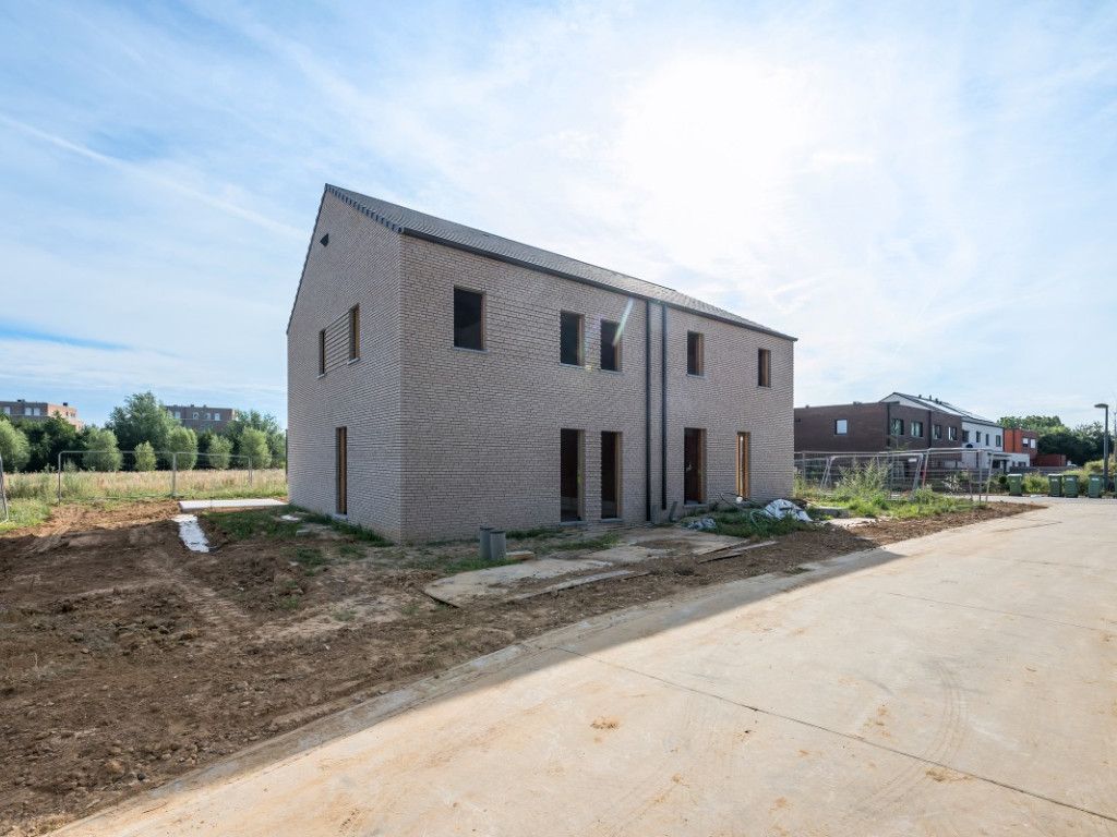 Trotstraat - 18 - - Lot 008 - 9550