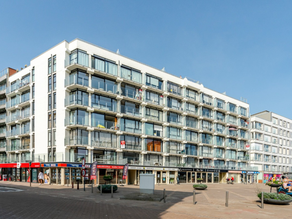 George Grardplein - 3 - 0204 - 8670