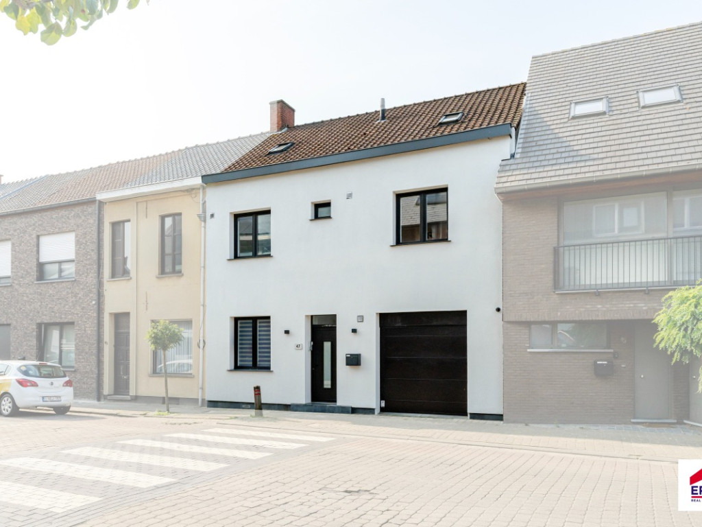 Felix D'Hoopstraat - 47 - - 8700