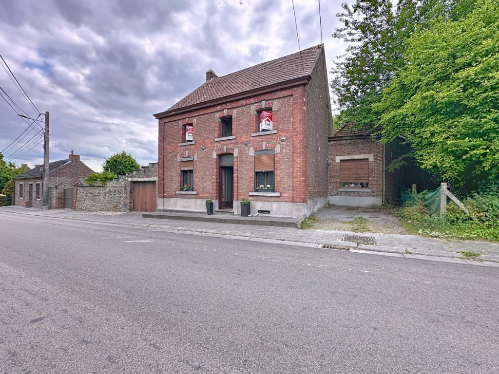 Rue Gustave Lhoir - 15 - - 7334