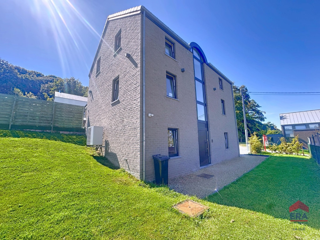 Rue du Calvaire - 14 - - 5530