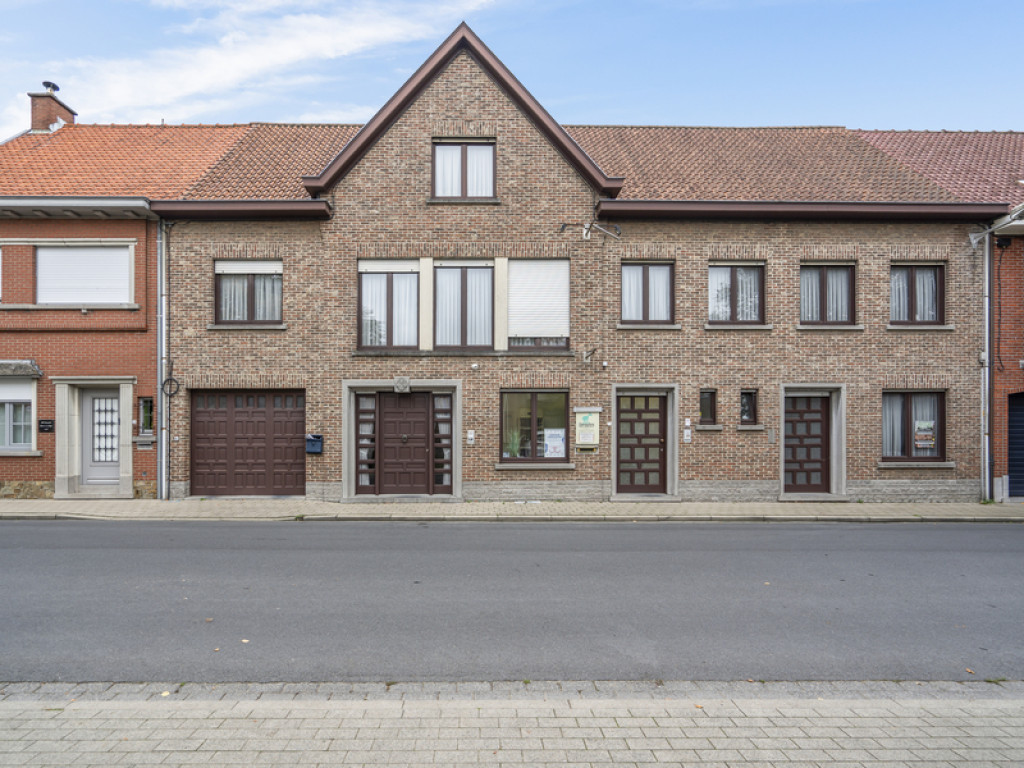 Bellevuestraat - 35 - - 8870