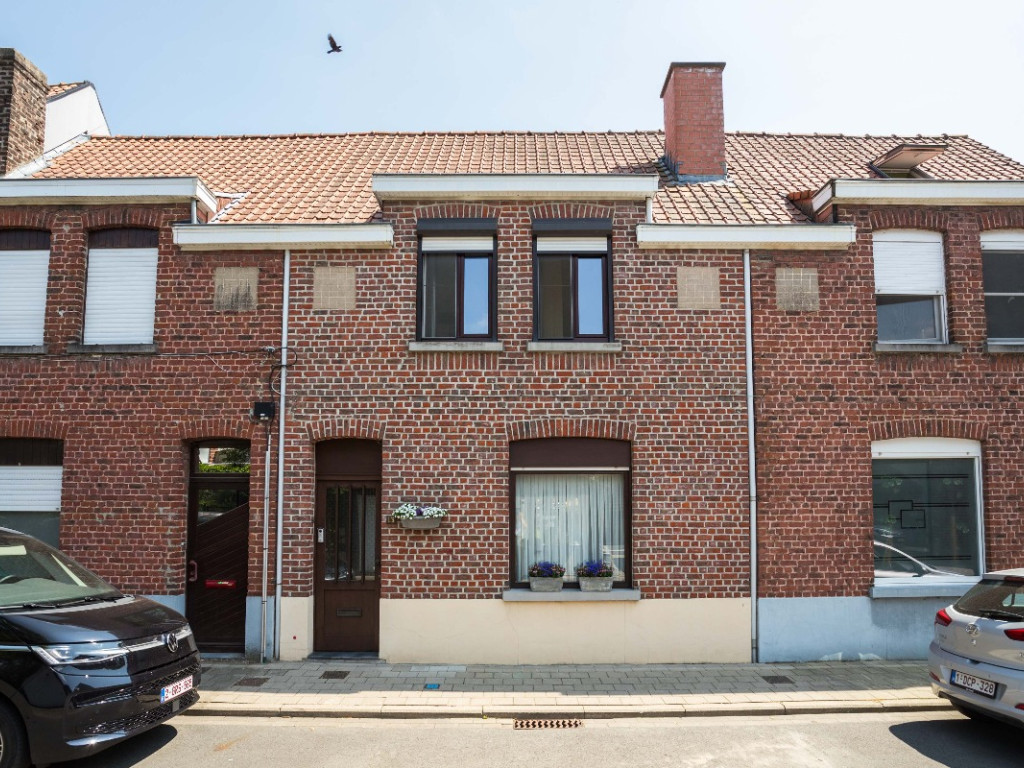 Winkelstraat - 13 - - 8550