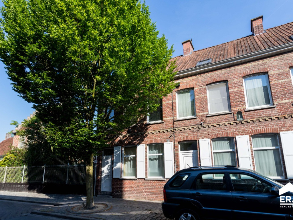Hoogstraat - 8 - - 8800