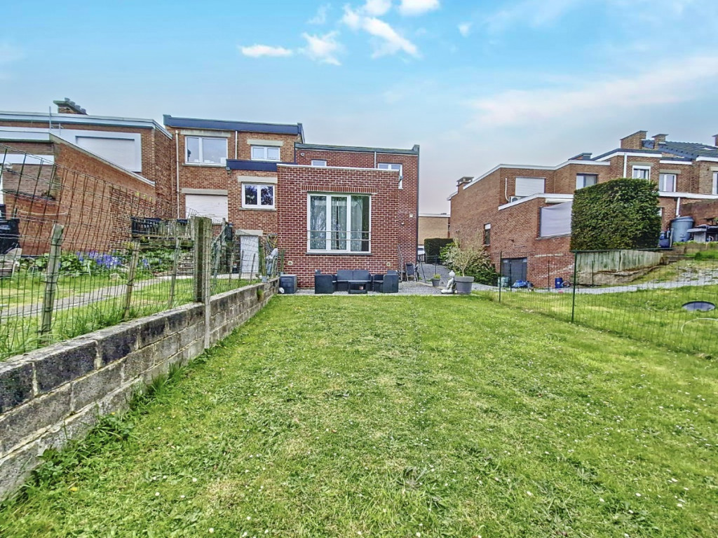 Rue des Quatre Sentiers - 126 - - 4431