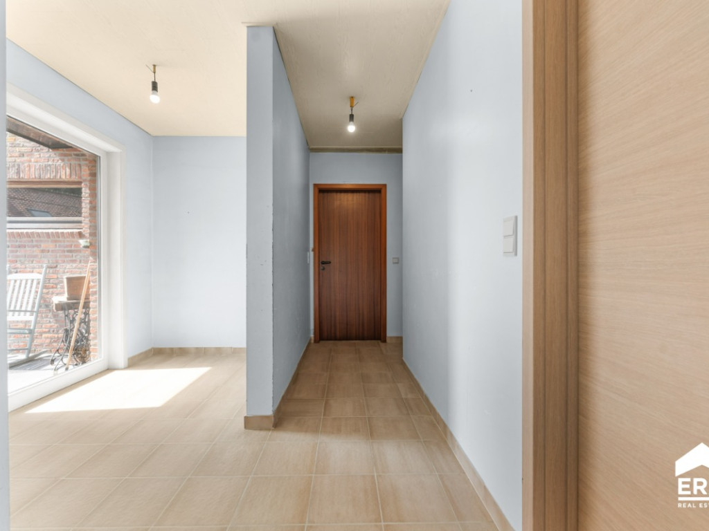 Komerenstraat - 10 - - 8940