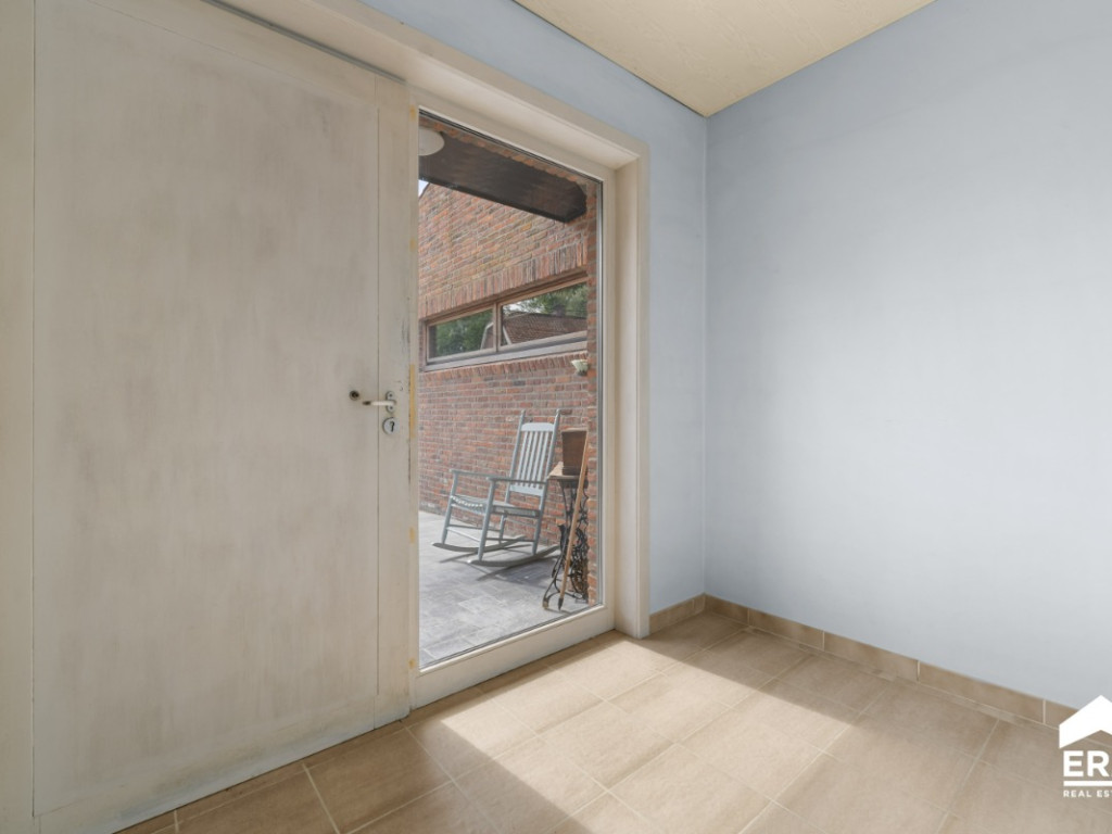 Komerenstraat - 10 - - 8940