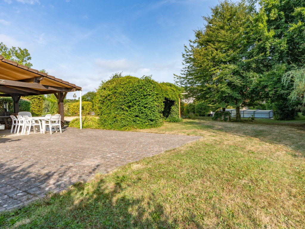 Rue Saint-Denis - 4 - - 6700