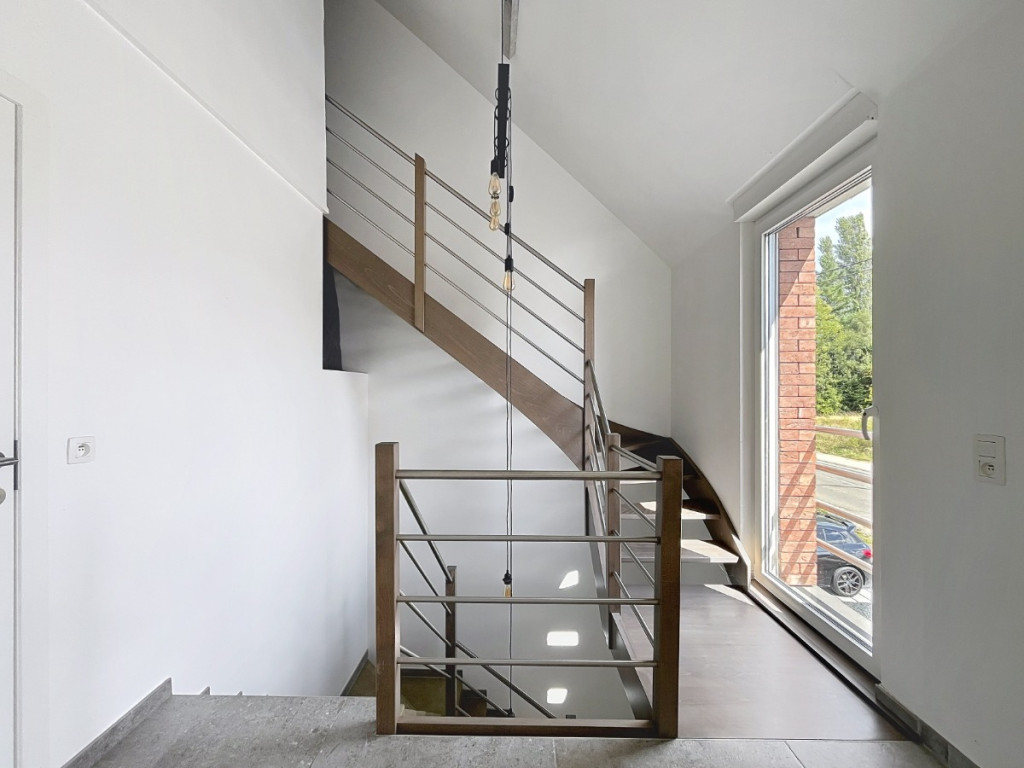 Rue du Centre - 63B - - 4557