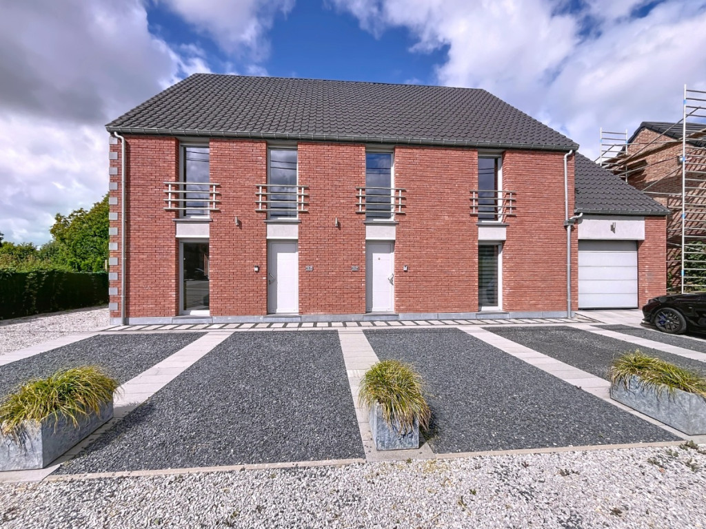 Rue du Centre - 63B - - 4557