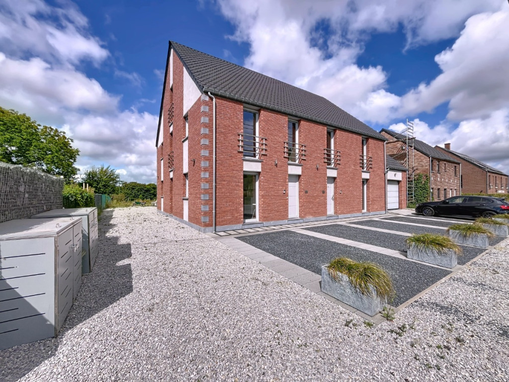 Rue du Centre - 63A - - 4557