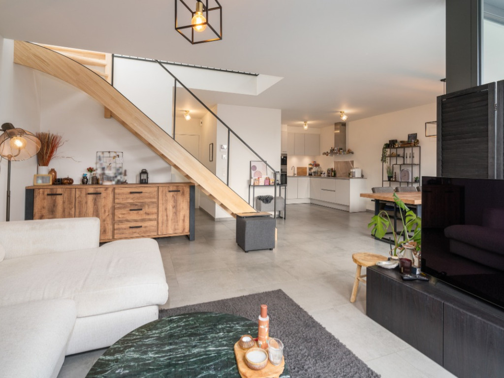 Antwerpsesteenweg - 139G - - 9140