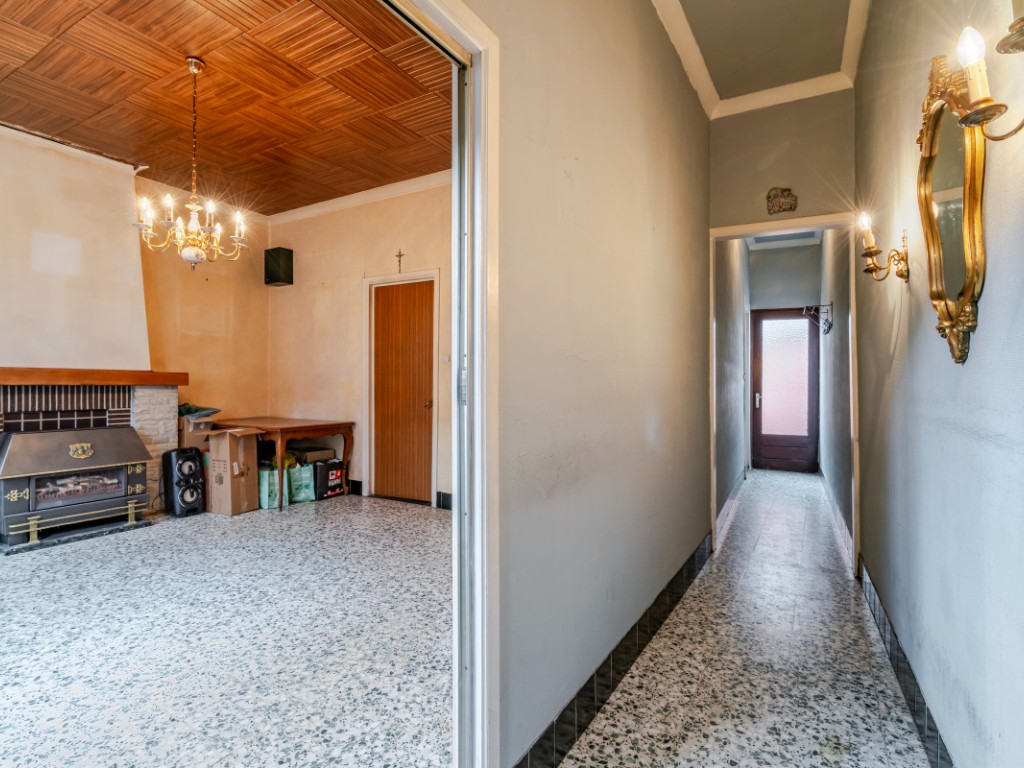 Damstraat - 18 - - 9220