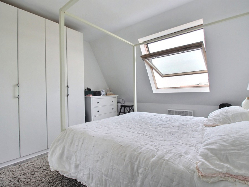 Square Jean-Hayet - 24 - 5 - 1070