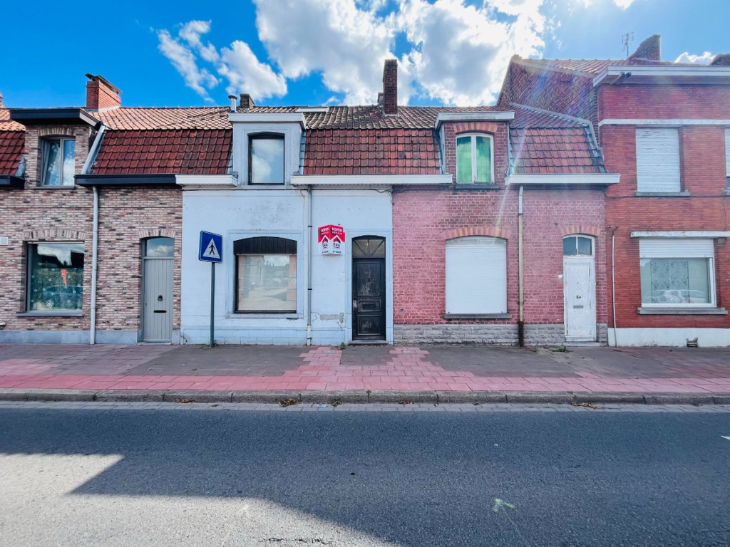 Komenstraat - 105 - - 8940