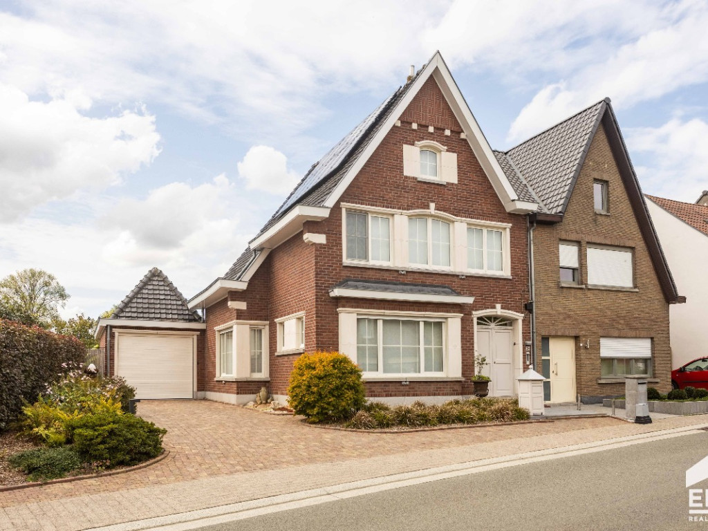 Hofstraat - 34 - - 9450