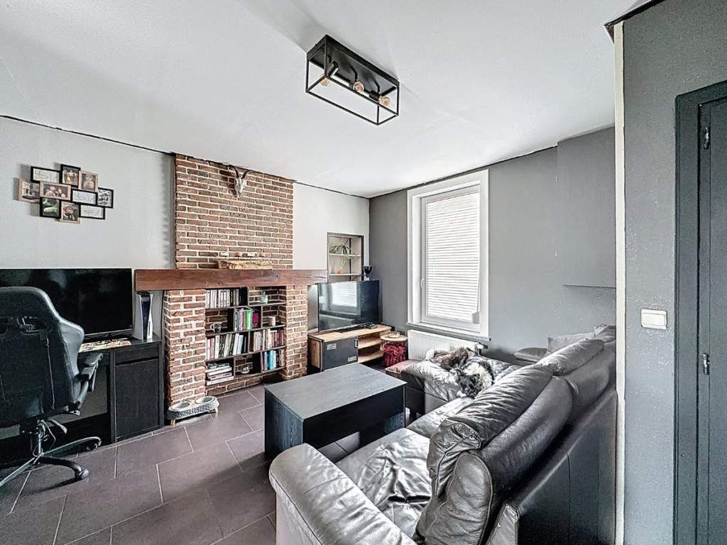 Rue du Coron - 127 - - 7370