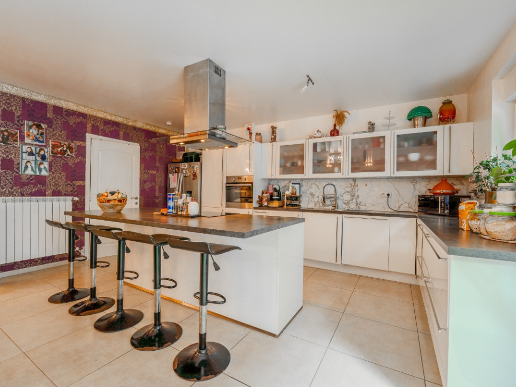 rue Trokay - 23A - 11 - 4400