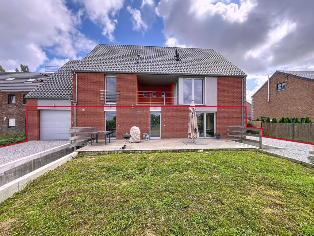 Rue du Centre - 63A - - 4557