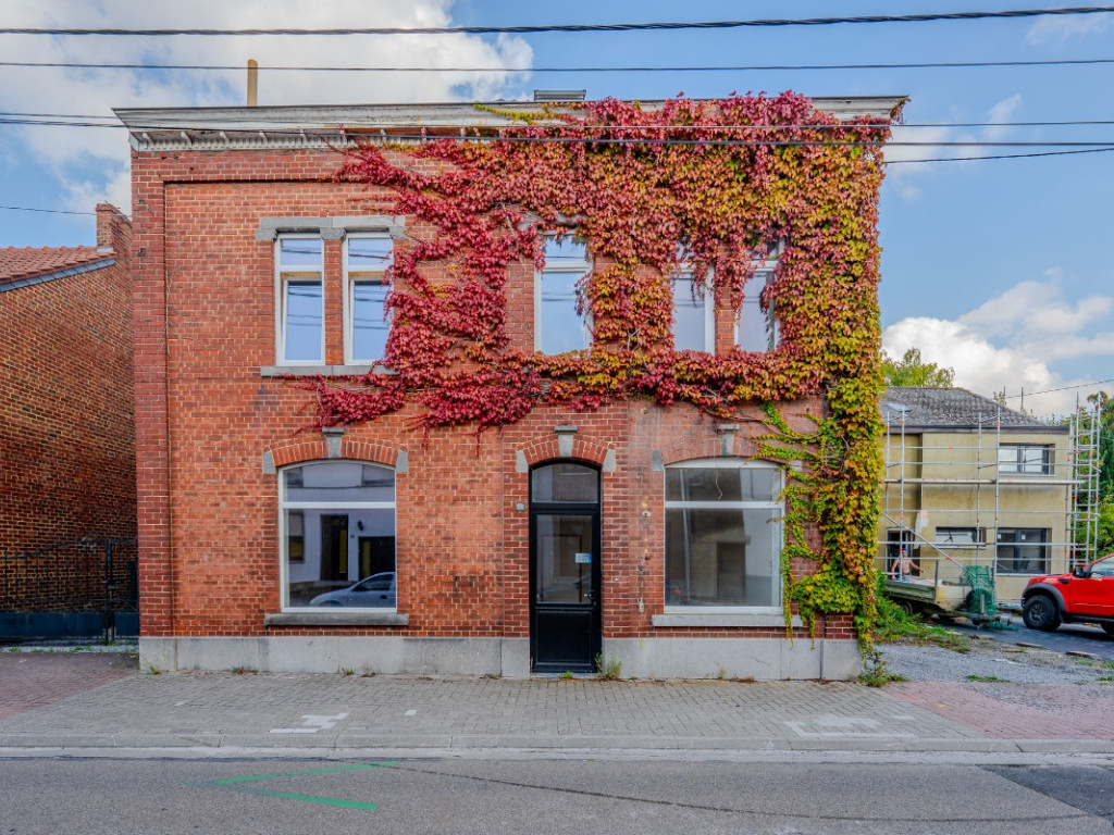 Rue des Alloux - 109 - - 5060