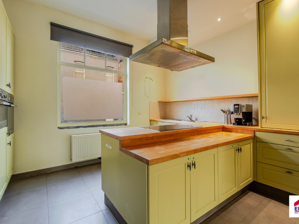 Stationsstraat - 38 - - 1745