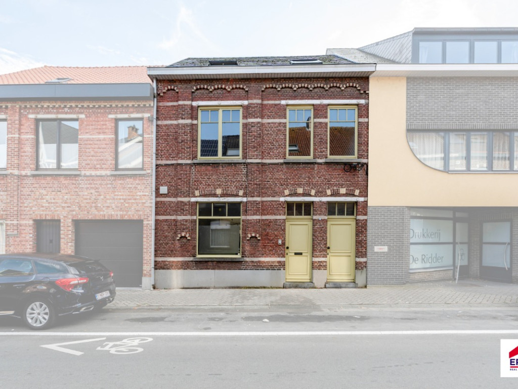 Stationsstraat - 38 - - 1745